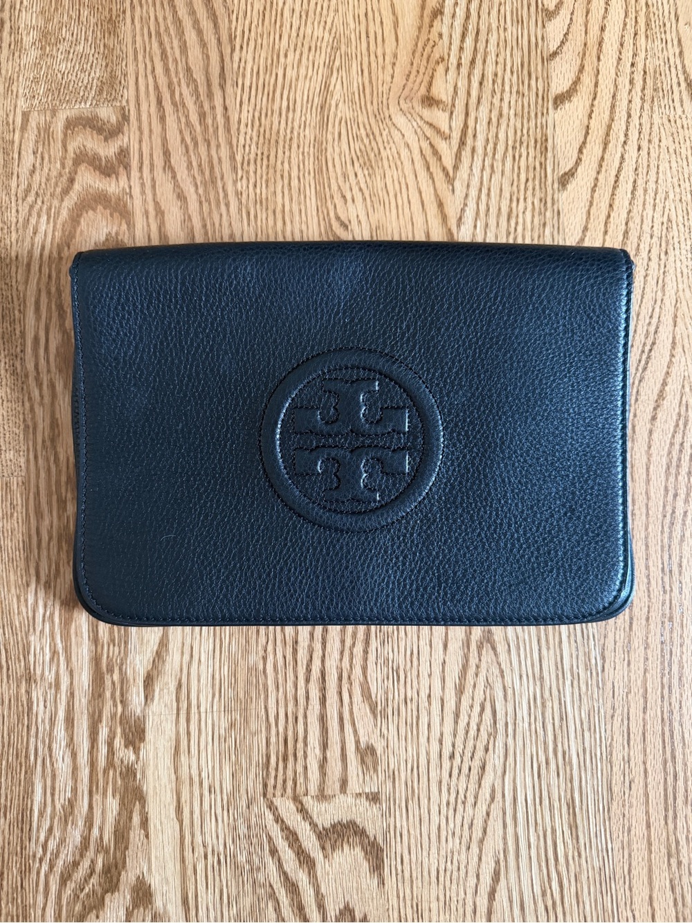 Tory Burch Black Pebbled Leather Purse with Gold Chain